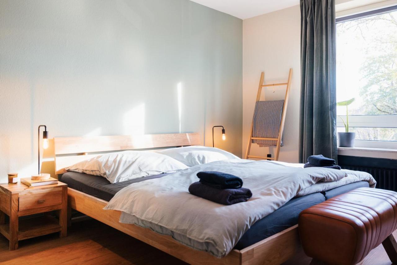 Zentrale & Gemuetliche 3-Zimmer-Wohnung Mit Netflix & Sky, Nah An Uni & Zentrum, Mit Stellplatz Kassel Esterno foto